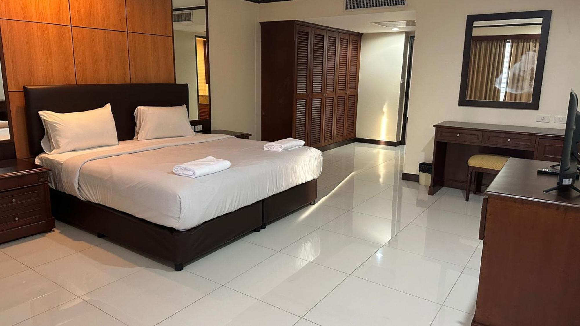 Hotel Omni Tower Sukhumvit Nana Direct Bangkok Exteriér fotografie