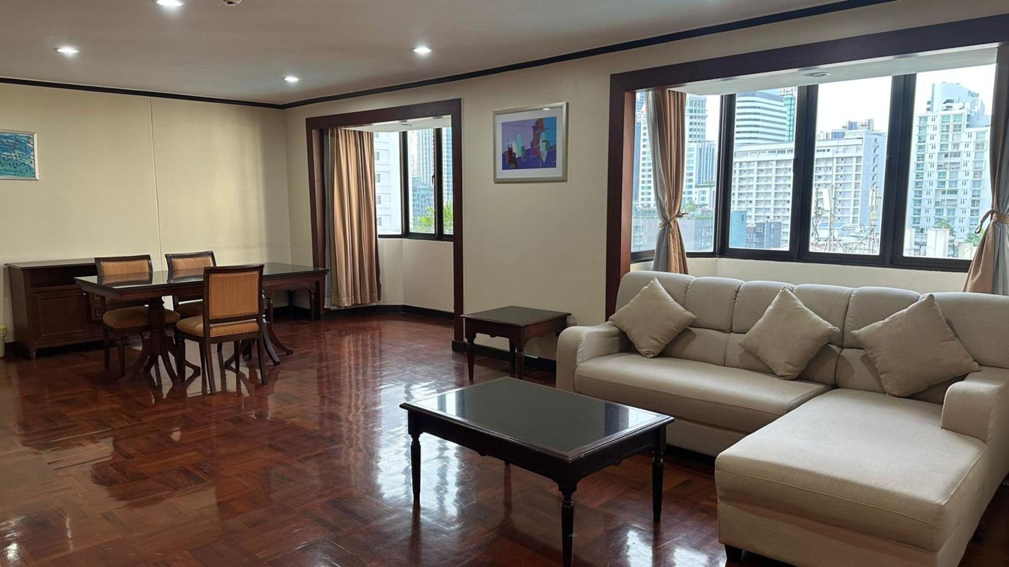 Hotel Omni Tower Sukhumvit Nana Direct Bangkok Exteriér fotografie