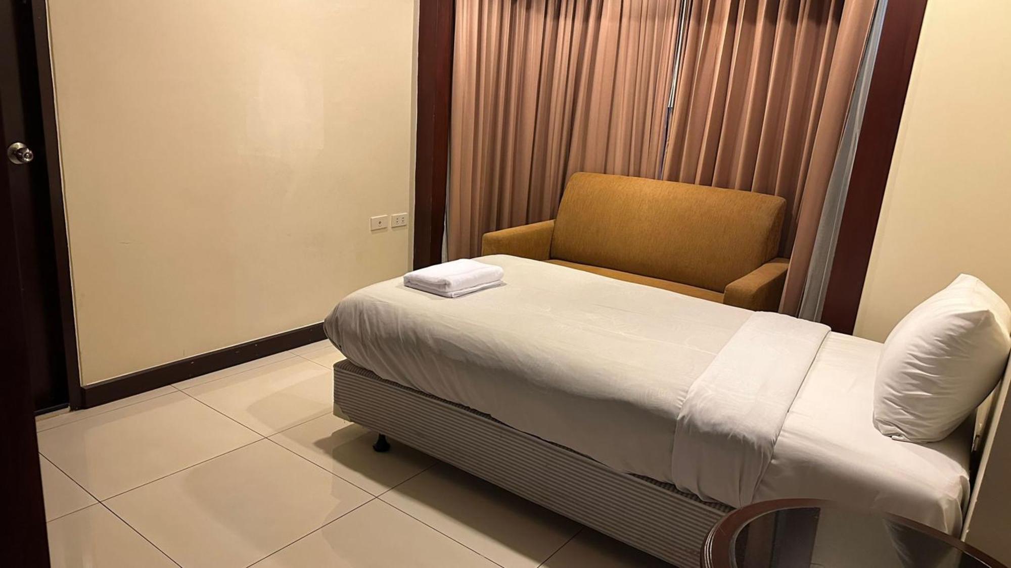Hotel Omni Tower Sukhumvit Nana Direct Bangkok Exteriér fotografie