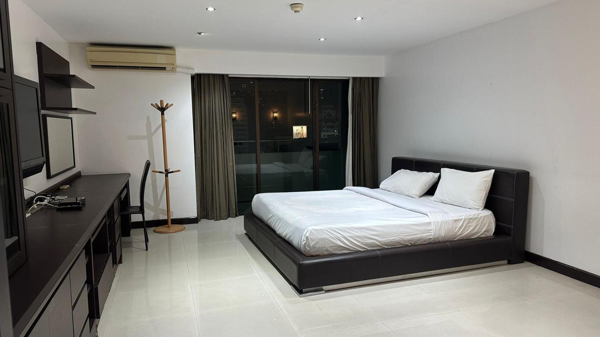 Hotel Omni Tower Sukhumvit Nana Direct Bangkok Exteriér fotografie