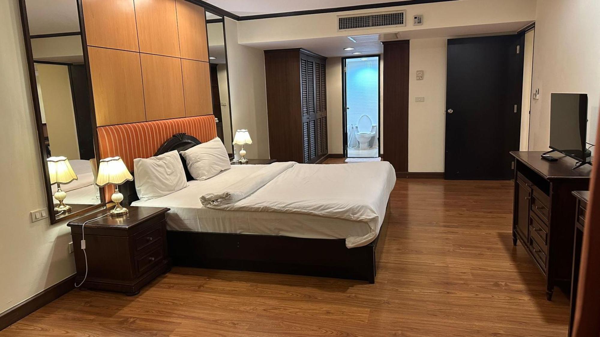 Hotel Omni Tower Sukhumvit Nana Direct Bangkok Exteriér fotografie
