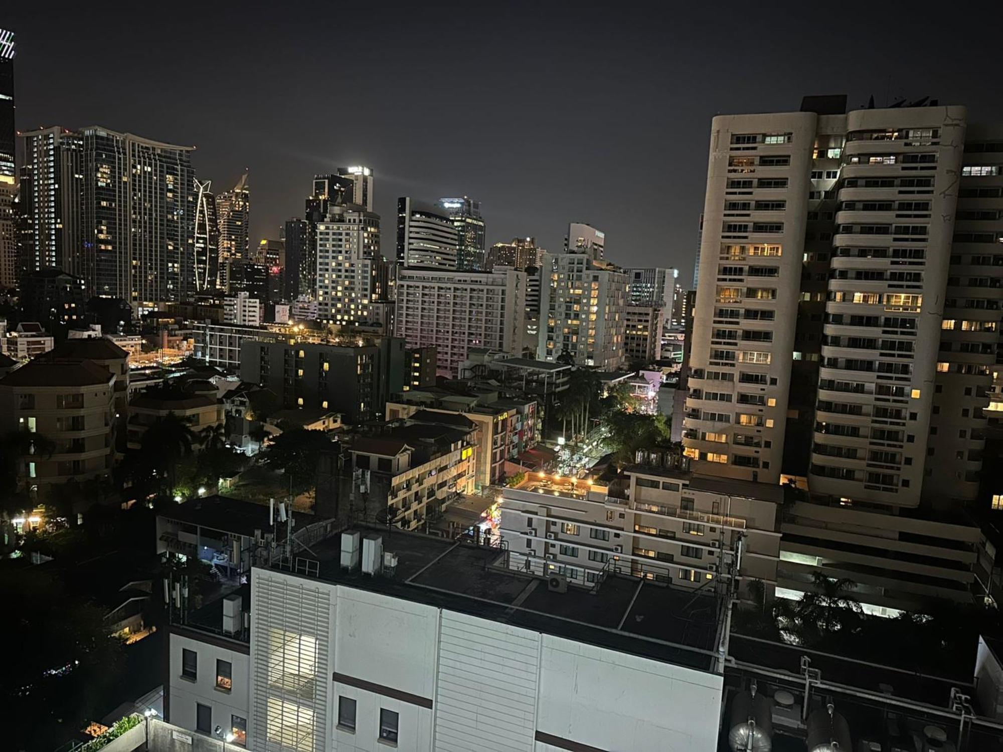 Hotel Omni Tower Sukhumvit Nana Direct Bangkok Exteriér fotografie