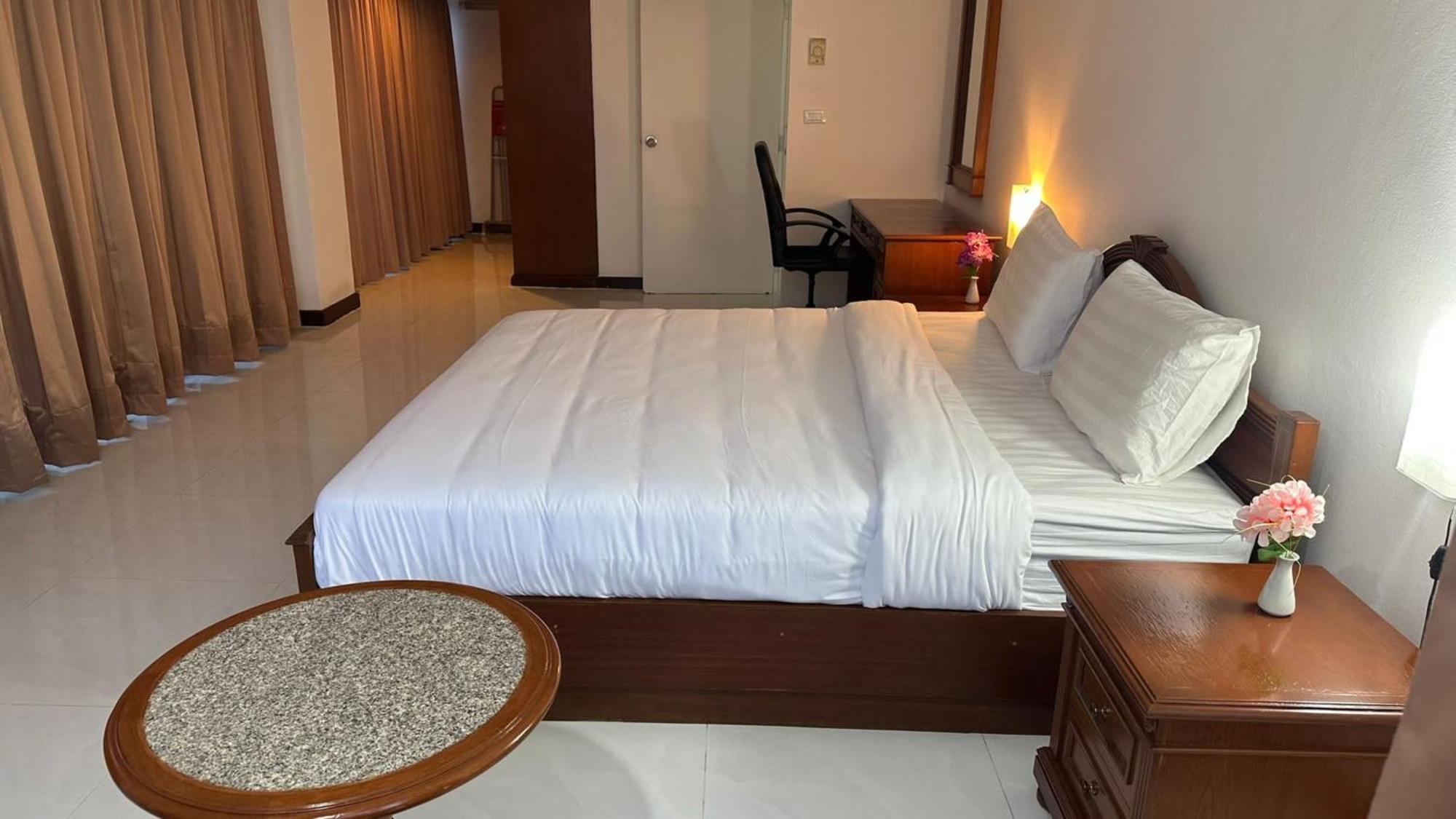 Hotel Omni Tower Sukhumvit Nana Direct Bangkok Exteriér fotografie