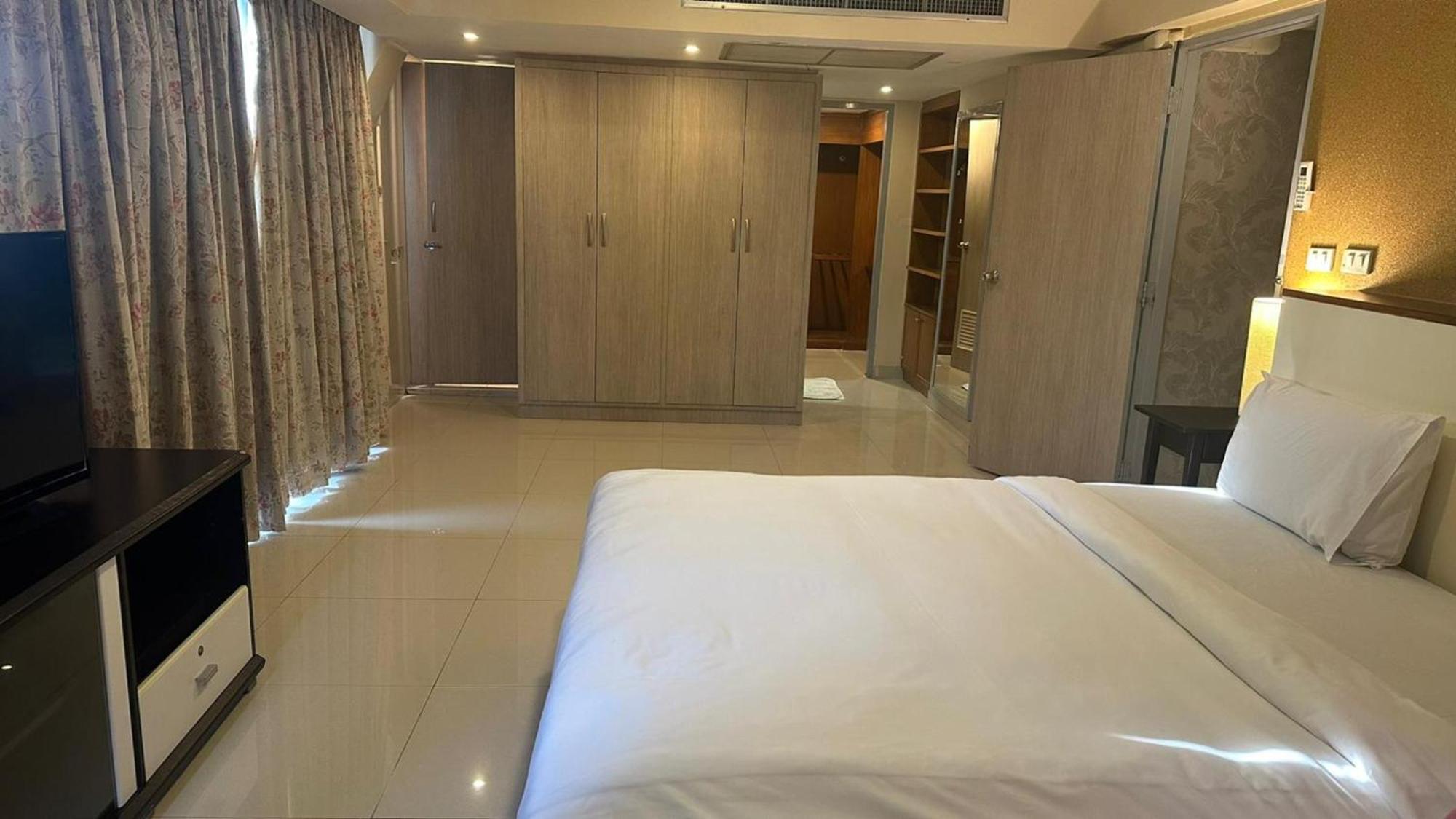 Omni Tower Nana Bangkok - Serviced Apartment On Sukhumvit Soi 4 Exteriér fotografie