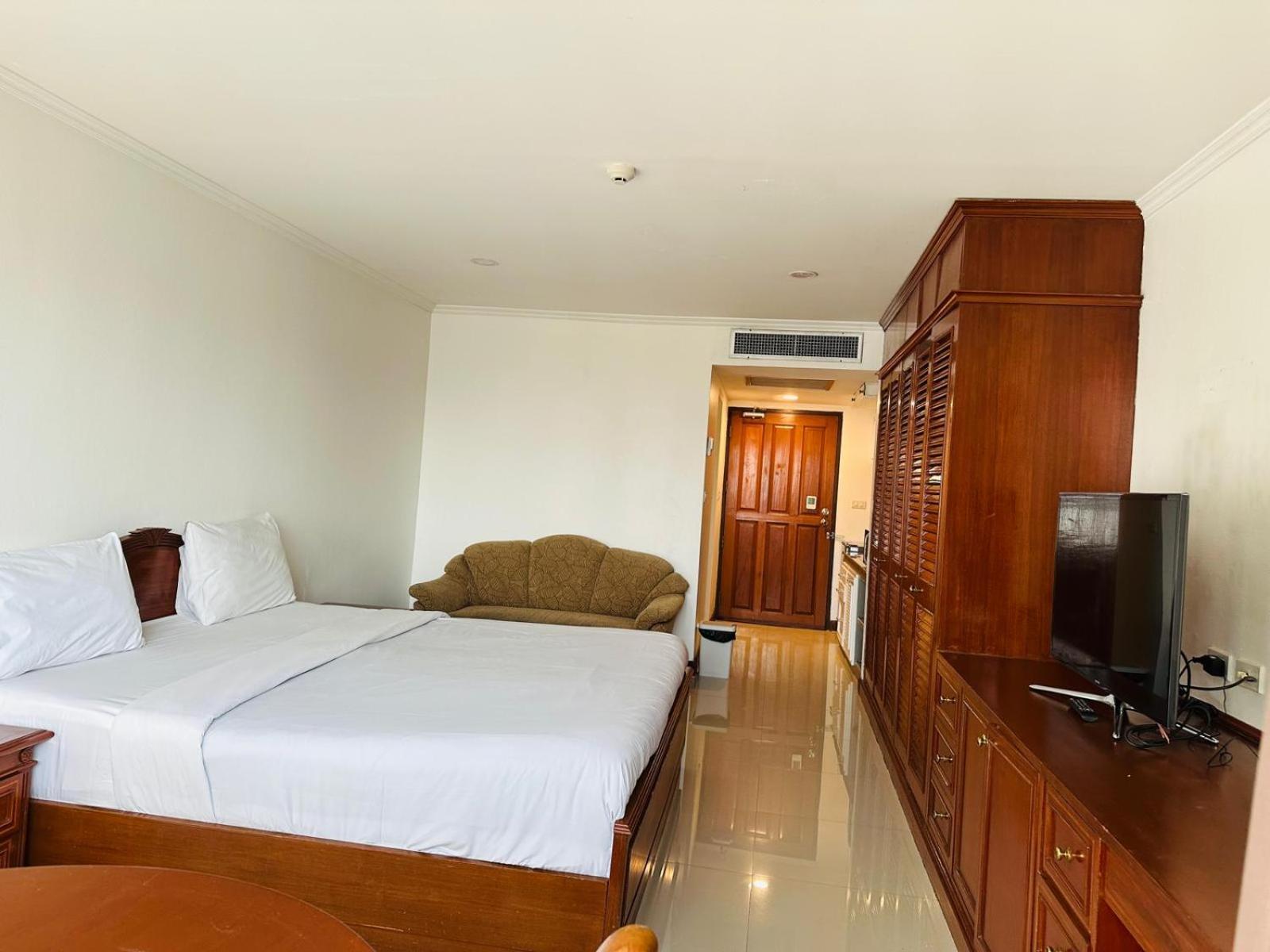 Omni Tower Nana Bangkok - Serviced Apartment On Sukhumvit Soi 4 Exteriér fotografie