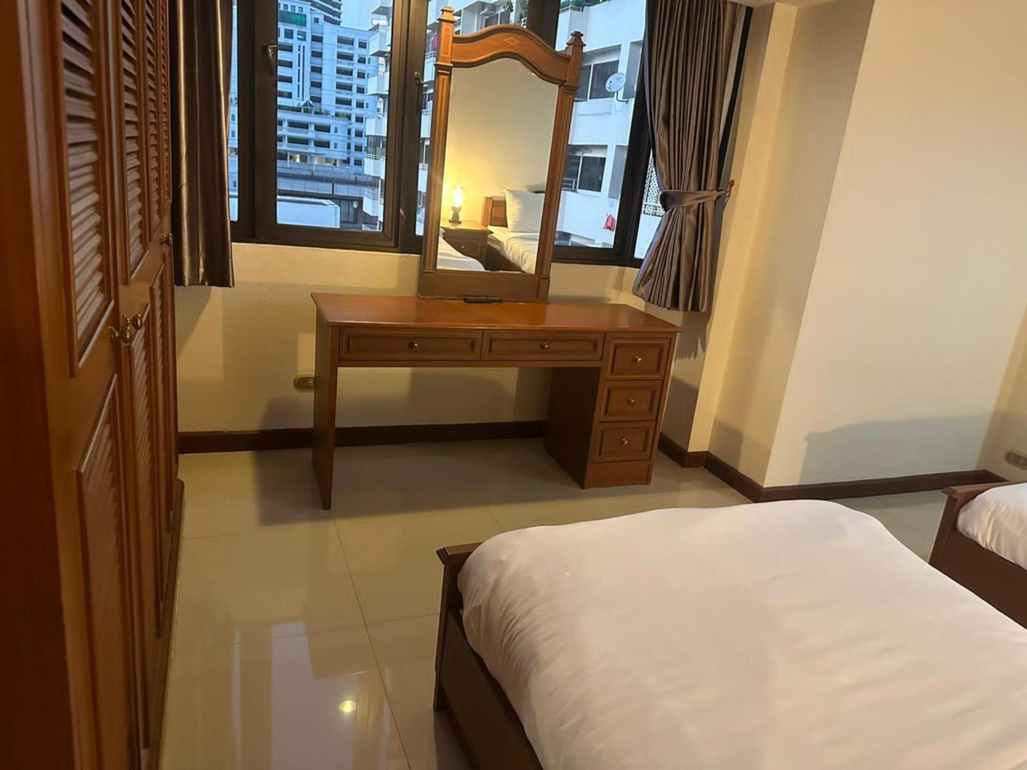 Hotel Omni Tower Sukhumvit Nana Direct Bangkok Exteriér fotografie
